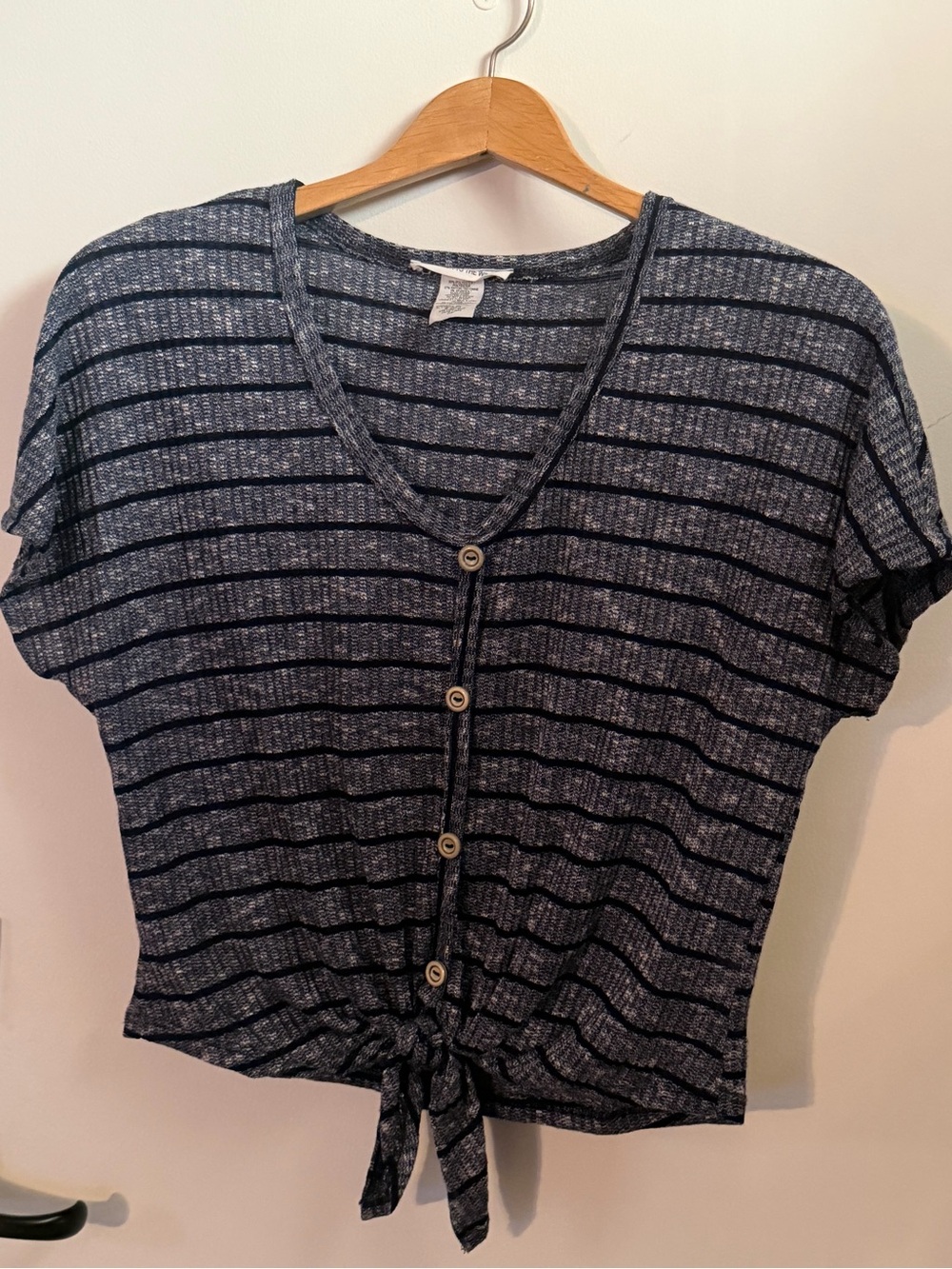 Striped Blueish/Grey V-Neck Button Front Tie-Hem Top -sits tiny bit above waist